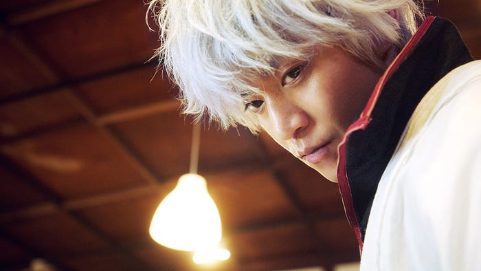 小栗旬(C)空知英秋/集英社 (C)2017 映画「銀魂」製作委員会