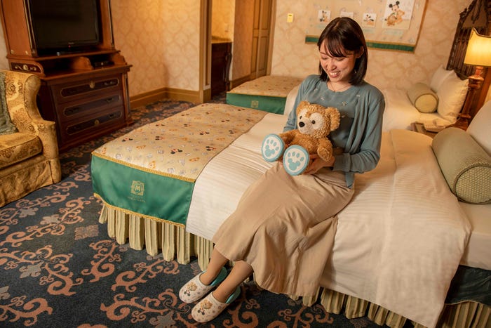 ルームシューズ(C)Disney