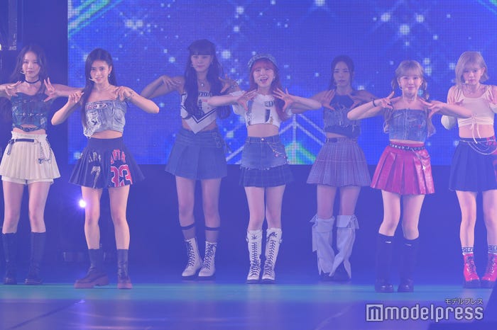 NiziU「GirlsAward 2023 S/S」の様子(C)モデルプレス