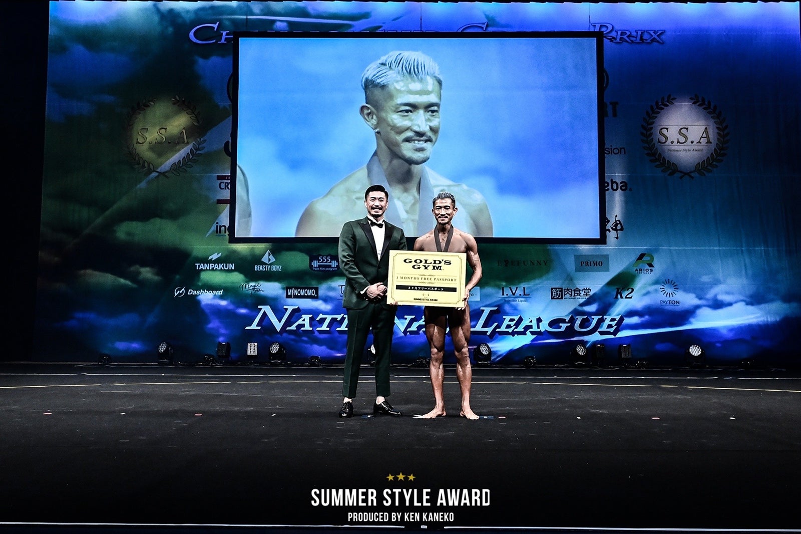 金子賢、ヘラクレス優勝・今野智志さん （提供写真）