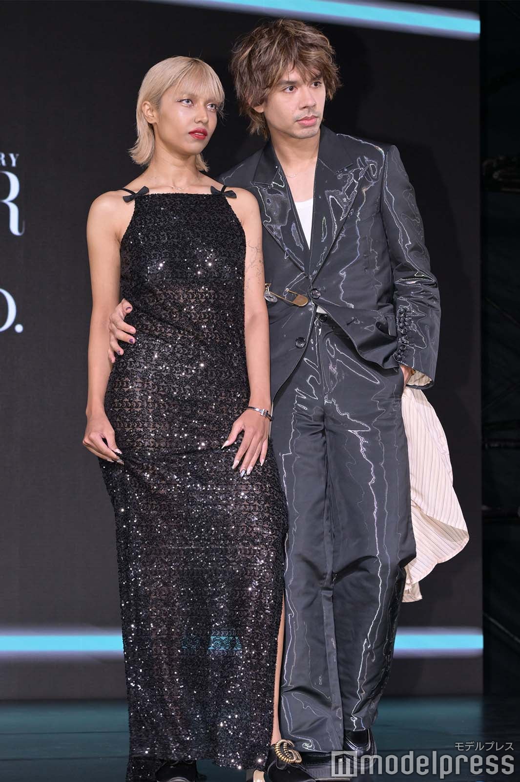 シャラ ラジマ、オカモトショウ（C）モデルプレス