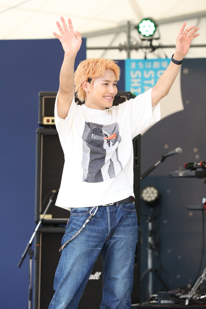 小森隼(C)EXILE TETSUYA presents オリジナルダンスワークショップショー「EXILE TETSUYA with EXPG」