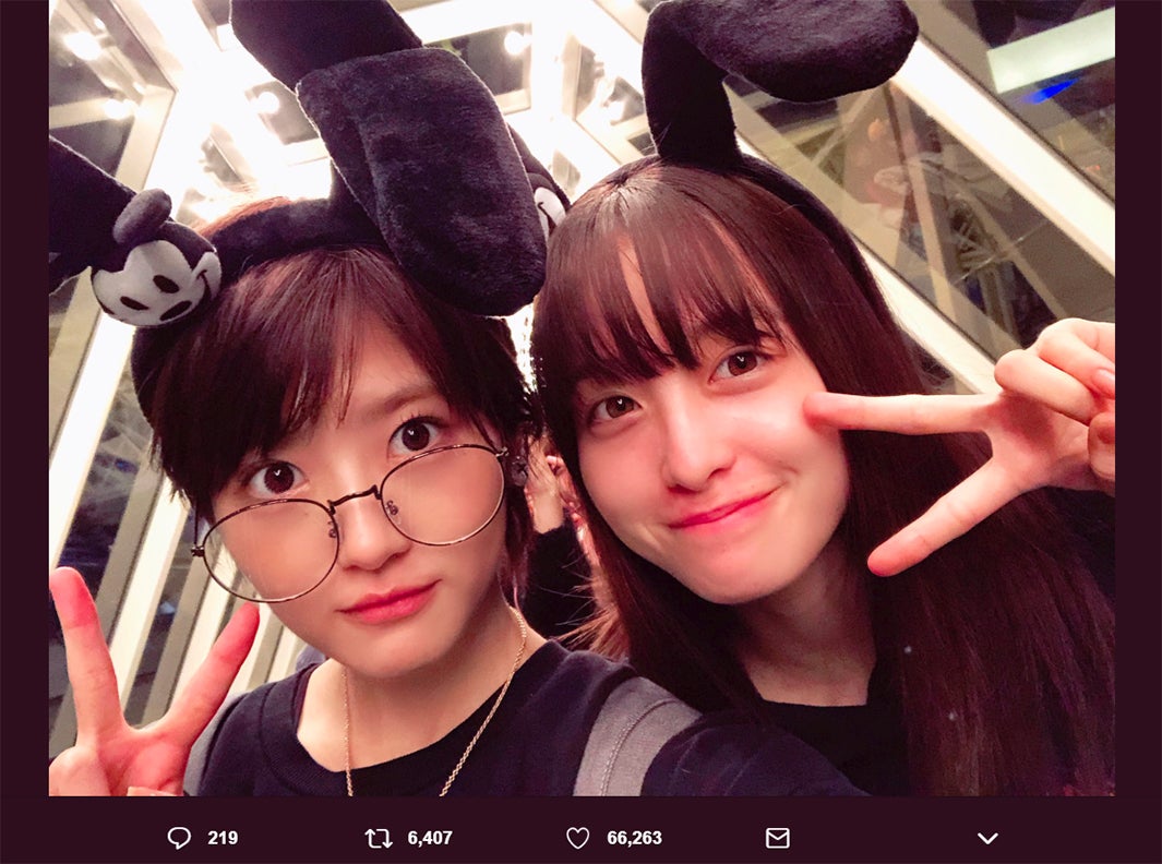 橋本環奈、若月佑美の誕生日を1番に祝福 秘蔵2ショットを続々公開