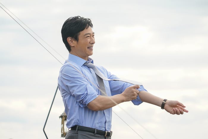 堺雅人/新CM「好きな方へ、一歩。」篇より(提供写真)