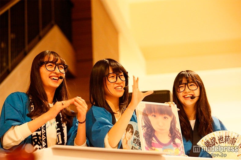 「箱推宮 4生会（はこおしぐう ふぉーじょうや）～1461日分の感謝・楽しまんといかんばい～」の様子（C）AKS