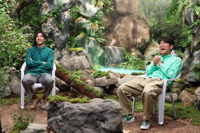 (左から)山田裕貴、原田泰造(C)フジテレビ