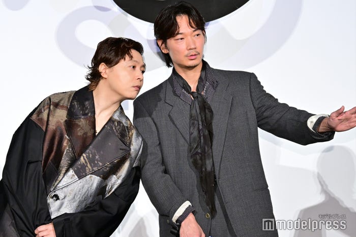 堂本剛、綾野剛(C)モデルプレス