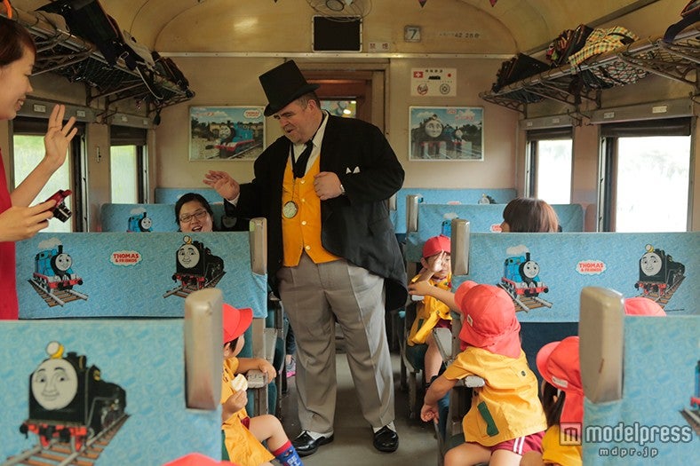 プレスデーの車両内部の様子／画像提供：ソニー・クリエイティブプロダクツ