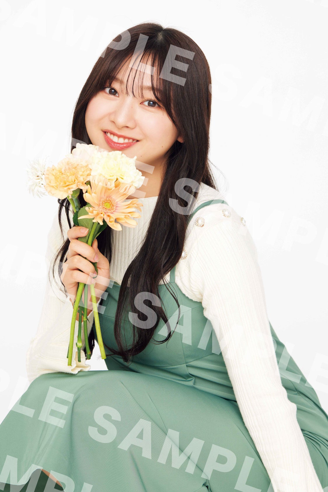 WonderGOO特典 両面フォトカード／富田鈴花／Photo：Wakaba Noda（C）KOBUNSH