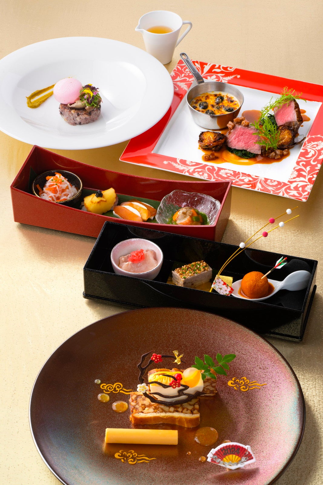 東京ディズニーランドホテル「カンナ」イヤーエンド＆ニューイヤースタイリッシュカンナ16,500円（C）Disney