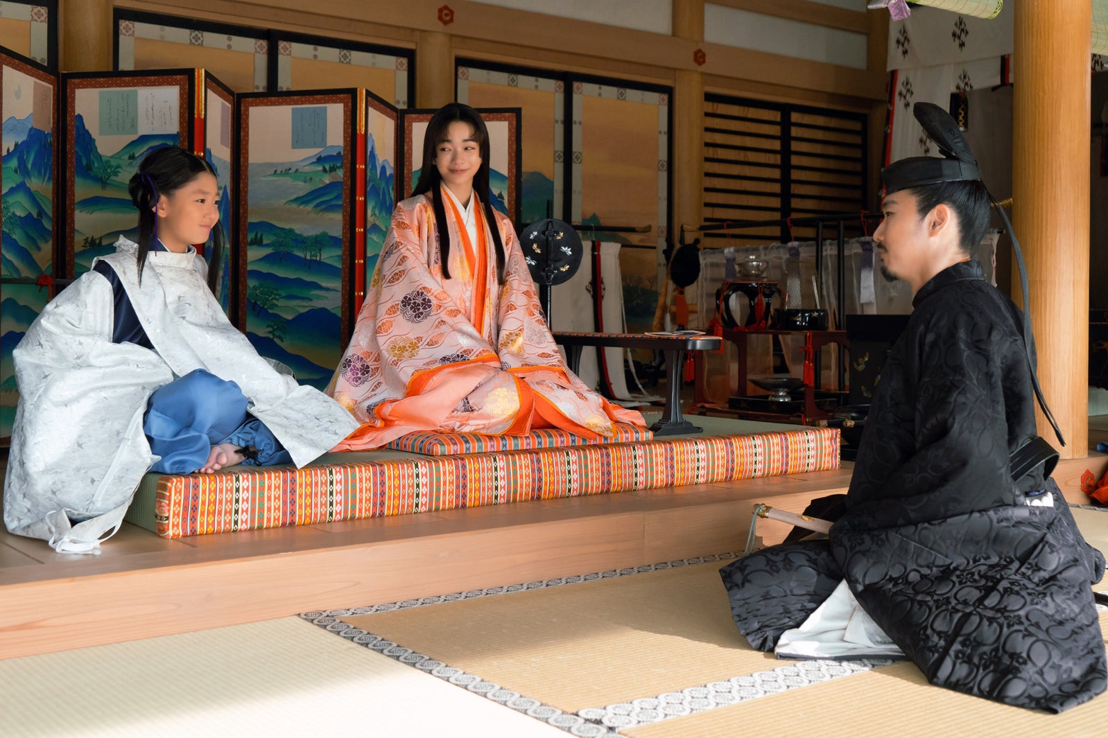 渡邉櫂、見上愛、柄本佑「光る君へ」第35話（C）NHK