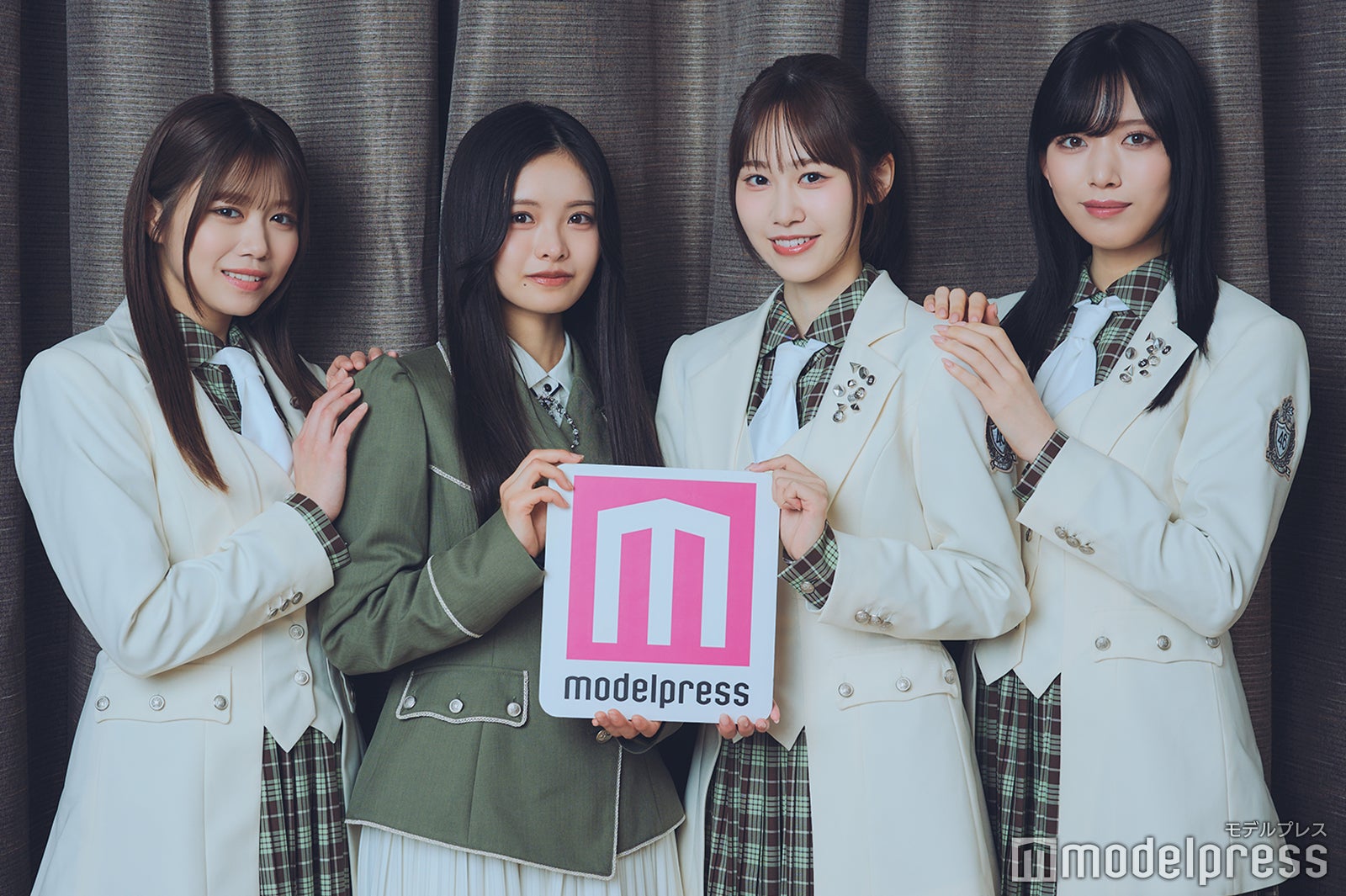 武元唯衣、浅井恋乃未、向井純葉、村山美羽（C）モデルプレス