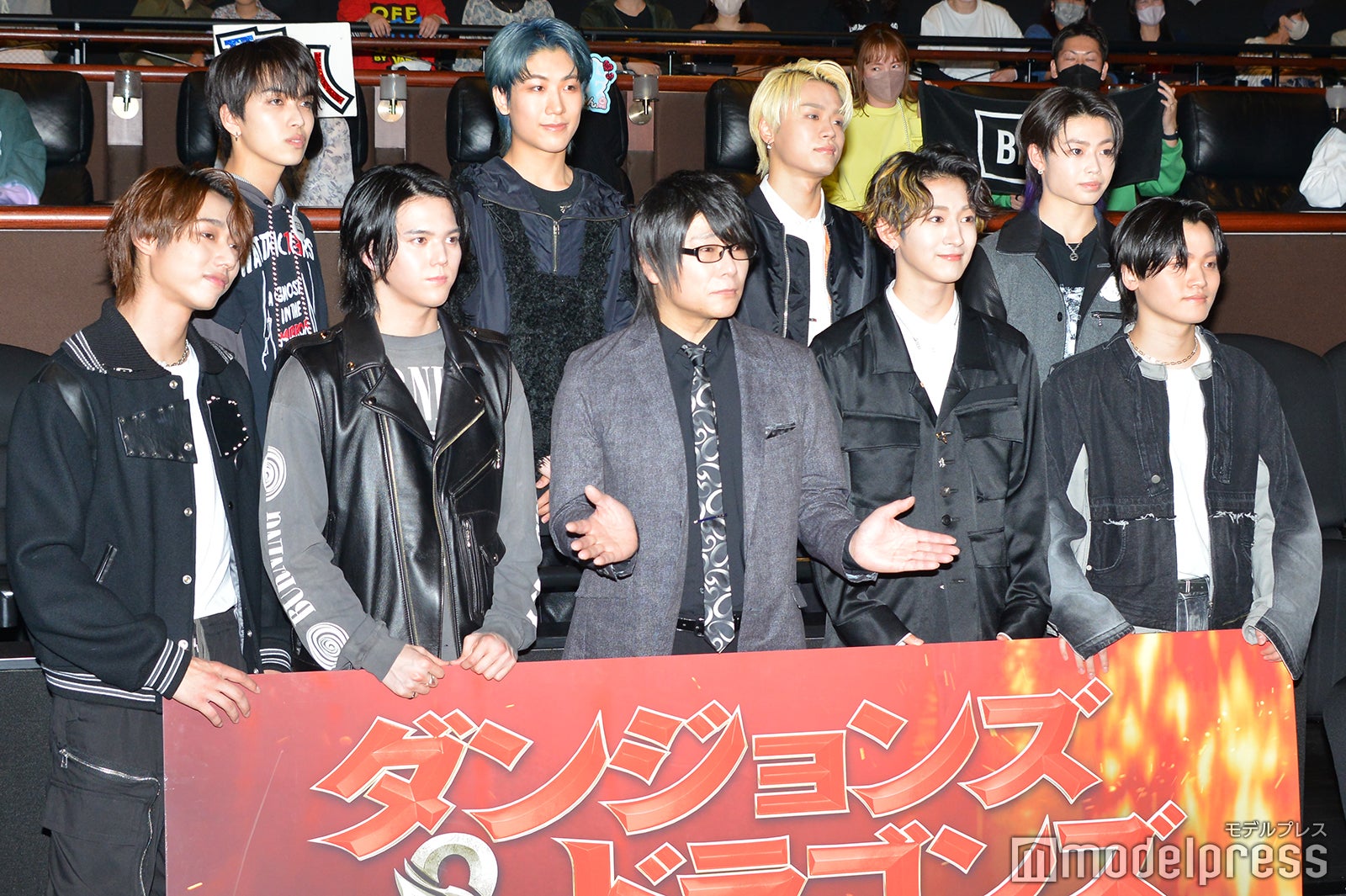 （上段左から）EIKI、HAYATO、TAKUTO、RYUKI（下段左から）SEITO、RAN、森川智之、NAOYA、KAIRYU（C）モデルプレス