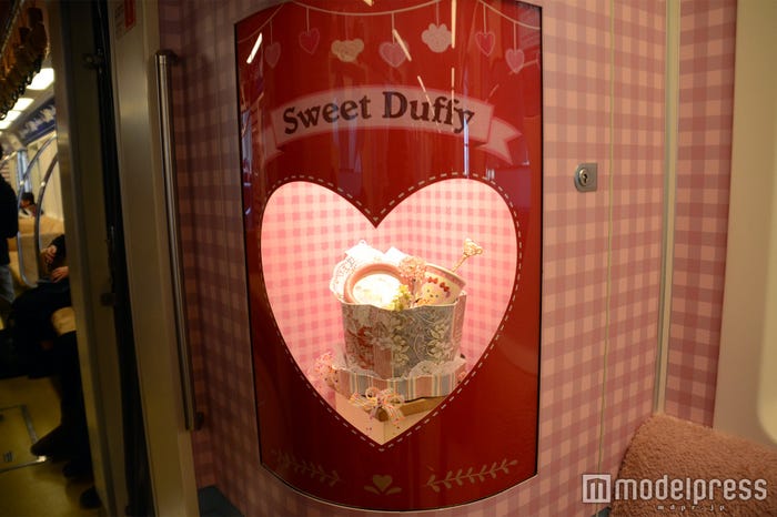 グッズ(C)モデルプレス