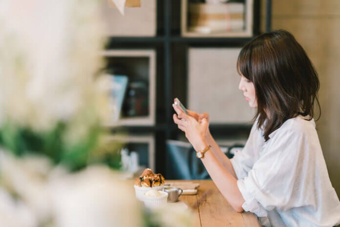 会えない時に彼が喜ぶLINEのメッセージとは？