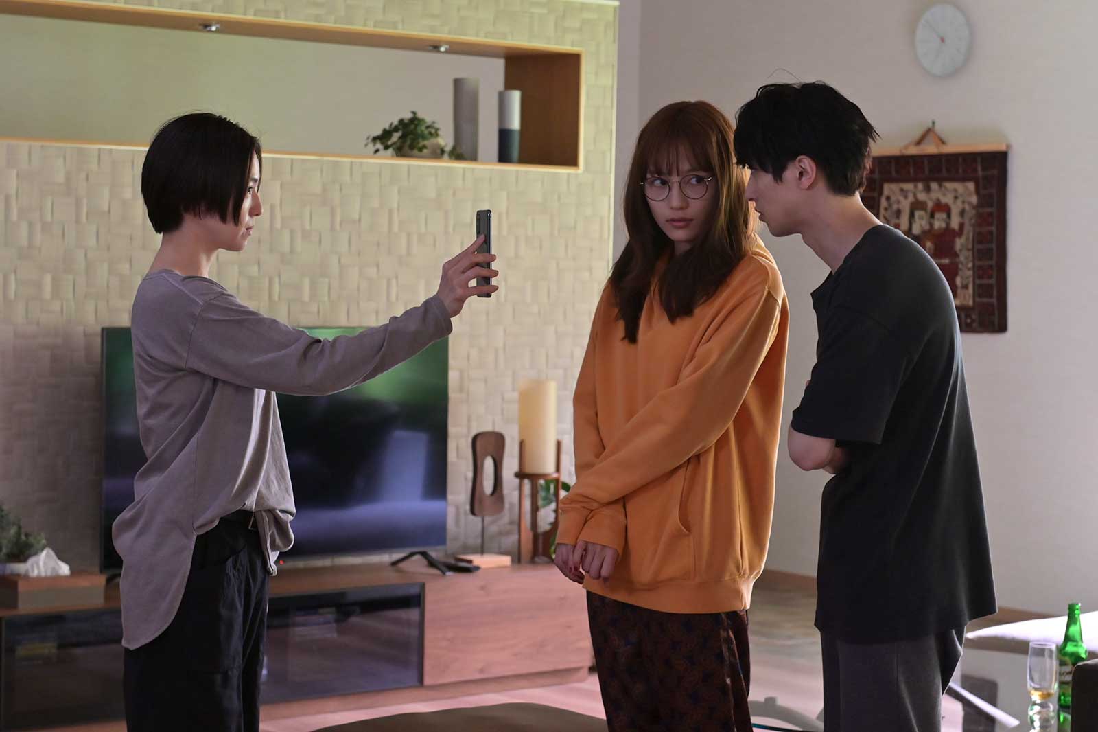 中村アン、、川口春奈、横浜流星 「着飾る恋には理由があって」より（C）TBS