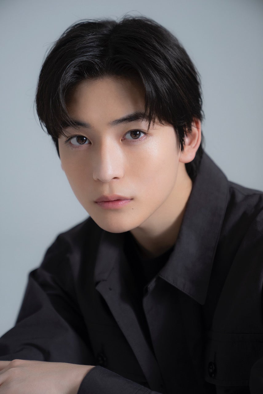 高橋文哉、COOL＆SEXYに魅了 「GIANNA」W表紙に登場