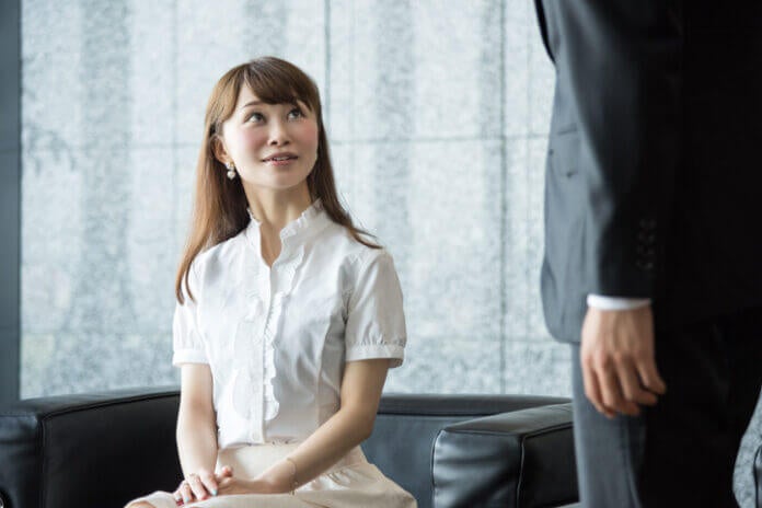 「一人だと寂しくて…」好きな人を沼らせる！男性が弱いキラーフレーズ3選