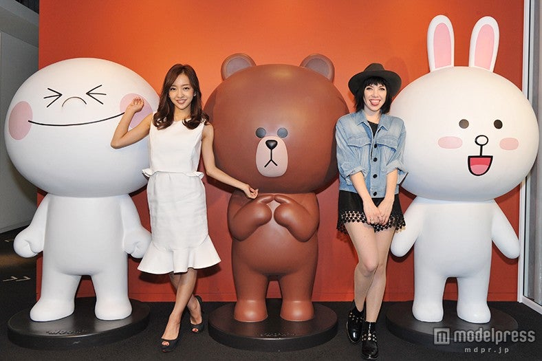 板野友美、カーリー・レイ・ジェプセン