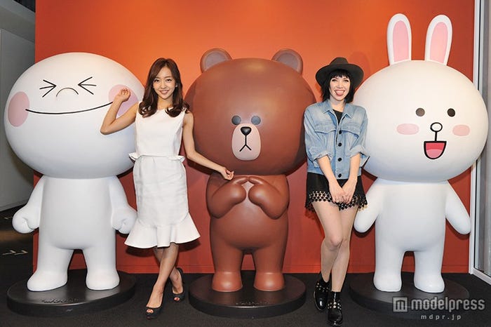 板野友美、カーリー・レイ・ジェプセン