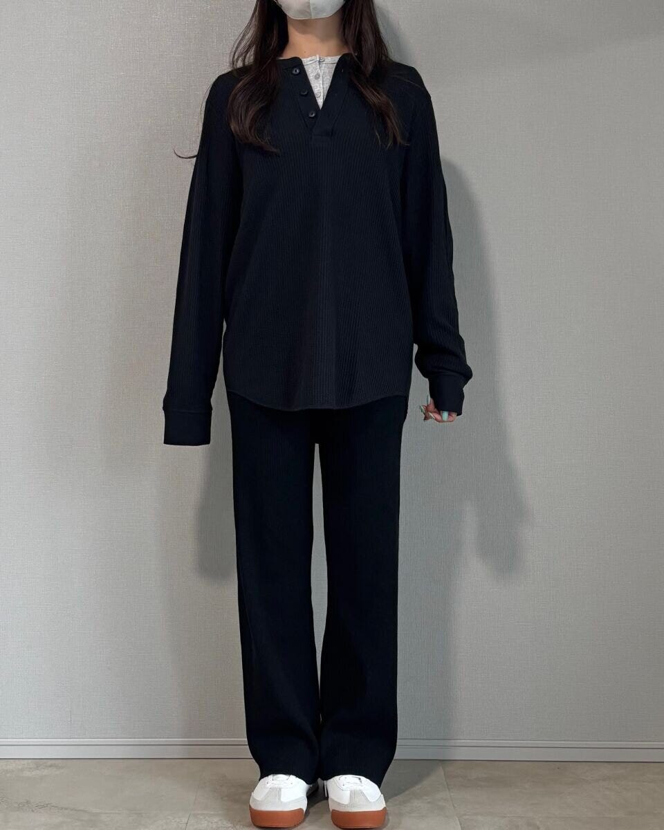 ユニクロ　ワッフル×リブレイヤードコーデ　全身