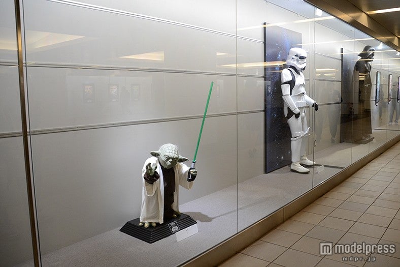 「STAR WARS」のアート展示