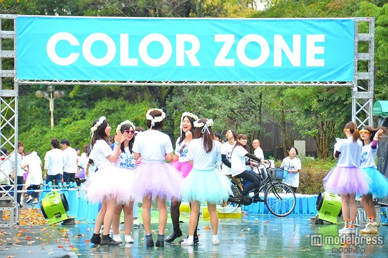 SEIBU RAILWAY PRESENTS COLOR GO ROUND