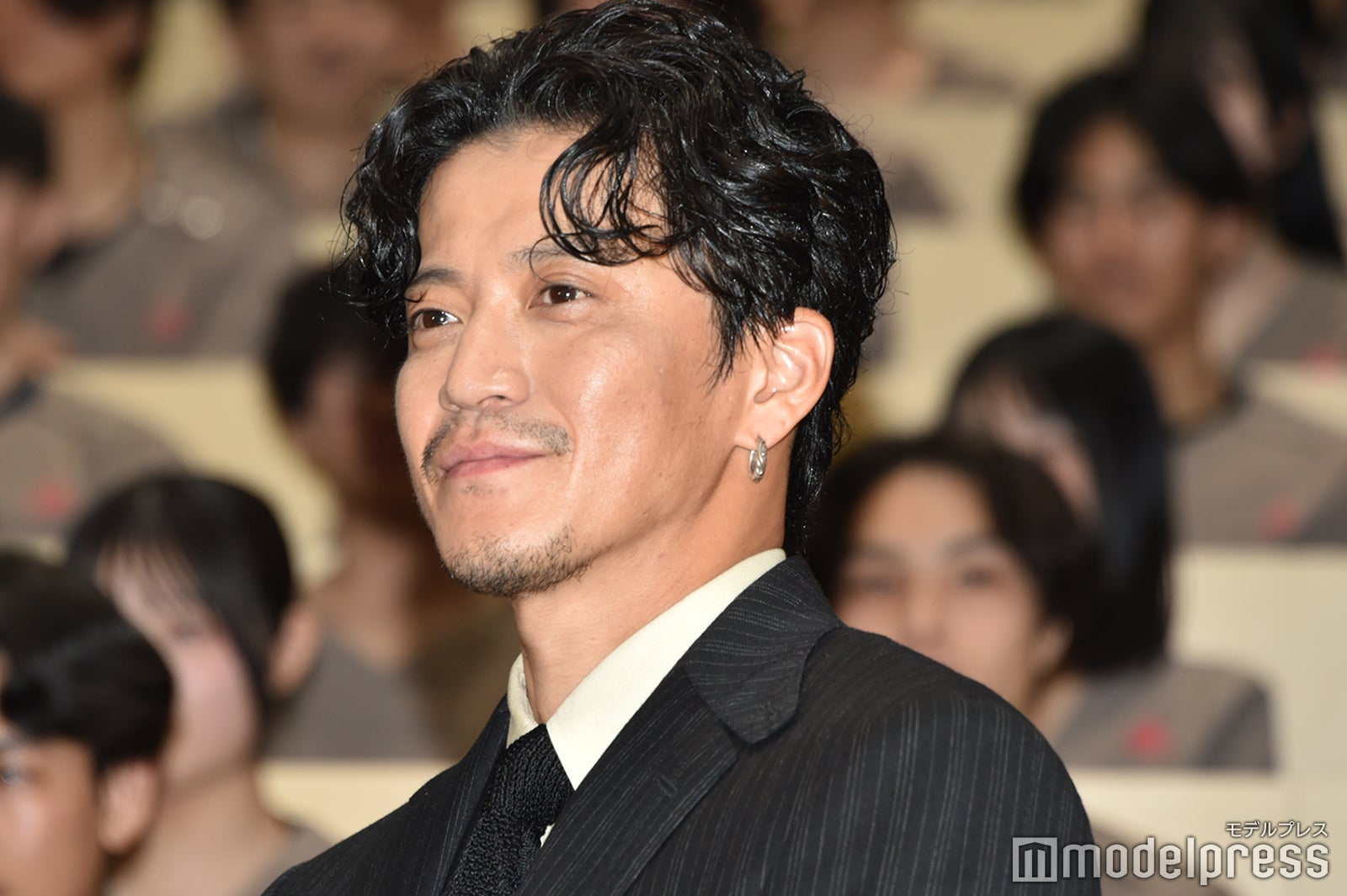 小栗旬（C）モデルプレス