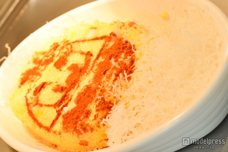 「クリスタルパレス・レストラン」では、春のスペシャルブッフェ（TDL）／海老と小柱のピラフ