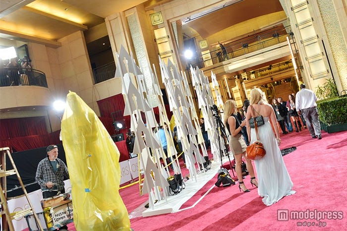 第87回アカデミー賞、レッドカーペット会場準備の様子(米・ドルビー・シアター/画像:モデルプレス)