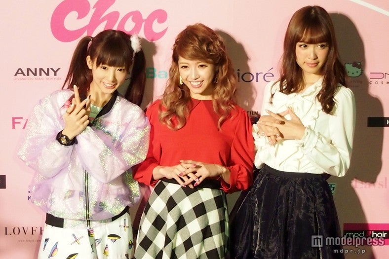 「Choc Girls Collection」に出演した（左より）ぴかりん、くみっきー、まあぴぴ