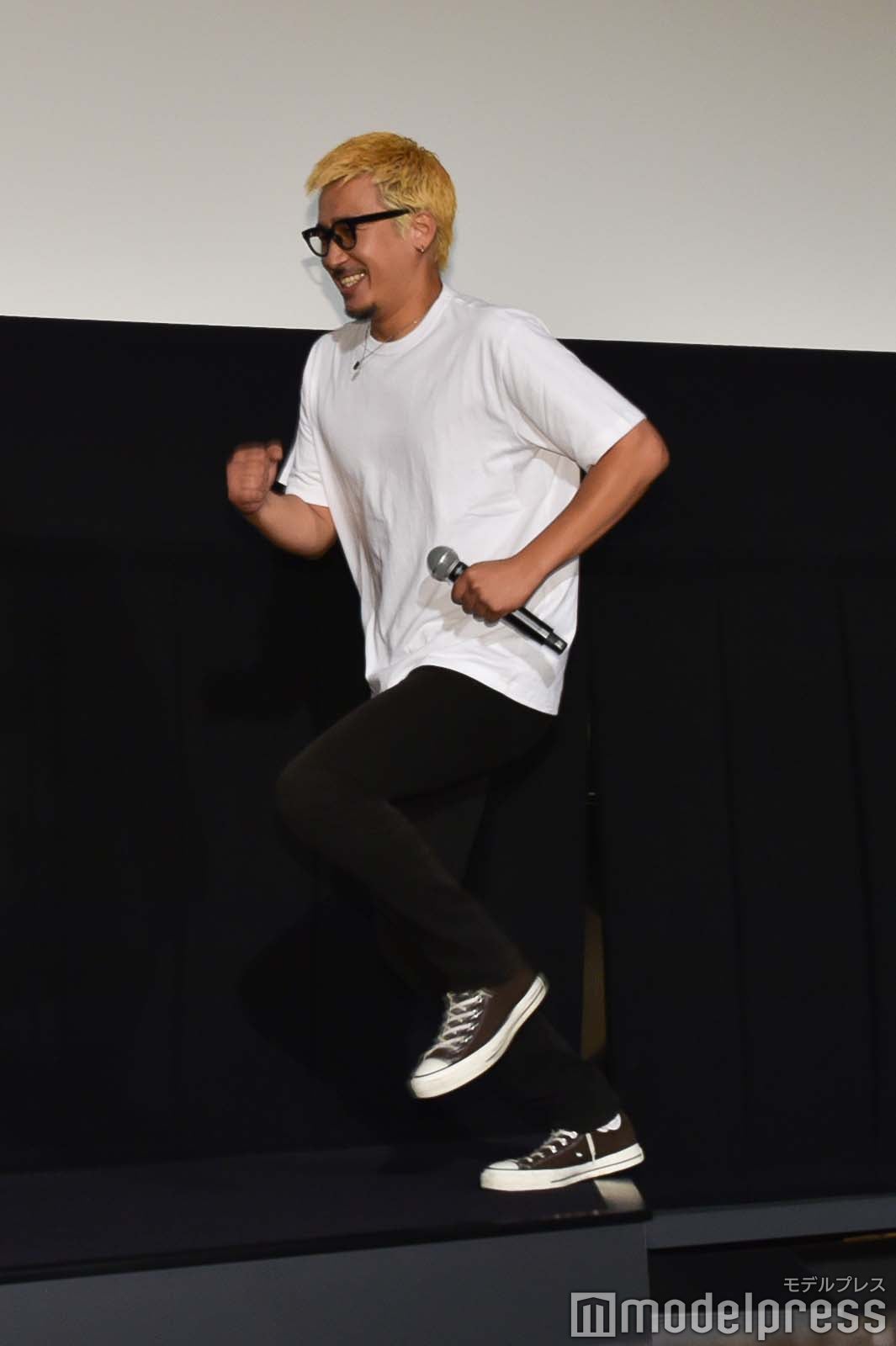 走って登場したうえきやサトシ（C）モデルプレス