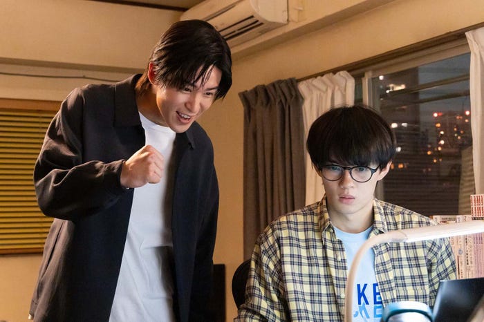 目黒蓮、佐野勇斗「トリリオンゲーム」第1話より(C)TBS/撮影:高橋裕子