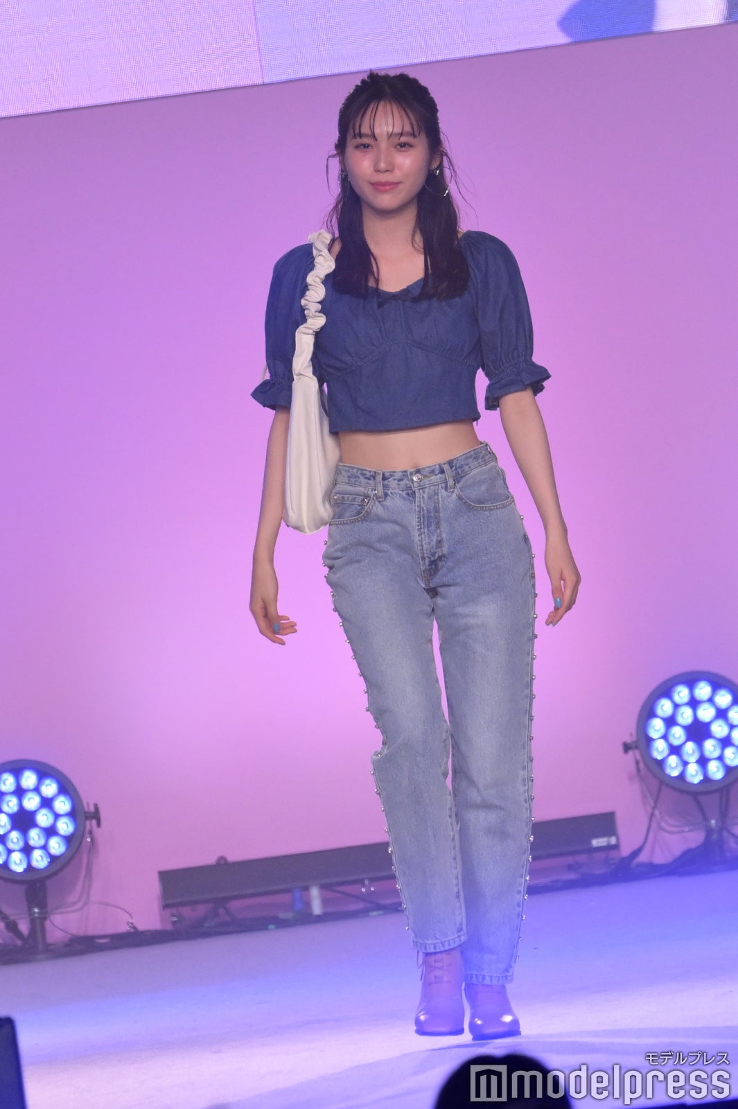 秋田汐梨（C）モデルプレス