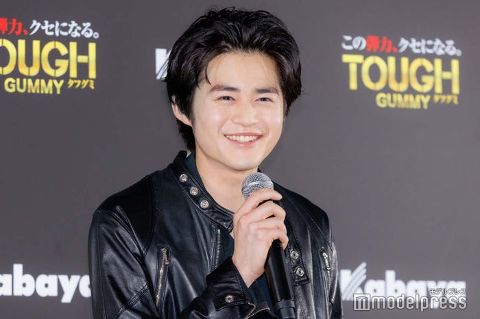 鈴鹿央士(C)モデルプレス