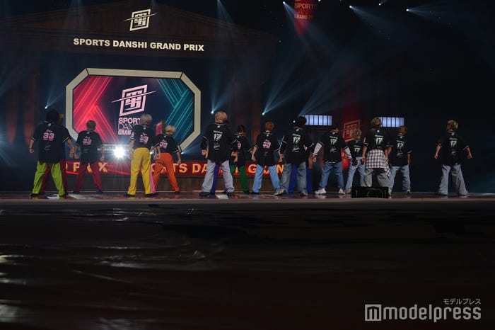 BUDDiiS&BALLISTIK BOYZコラボステージ(C)モデルプレス