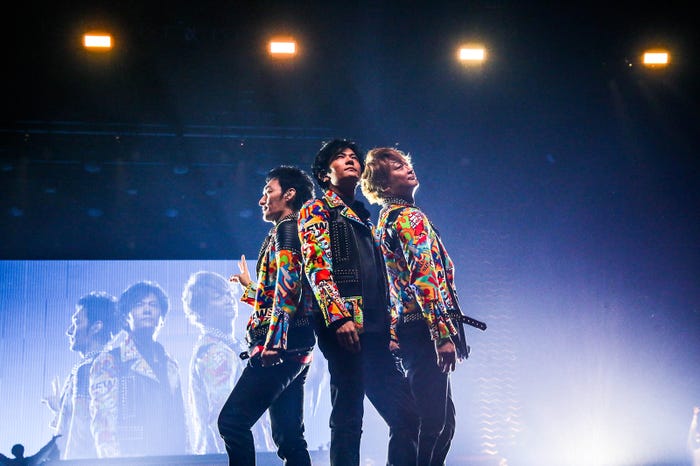 『NAKAMA to(と) MEETING_vol.1』草なぎ剛、稲垣吾郎、香取慎吾/photo by 渡邉一生