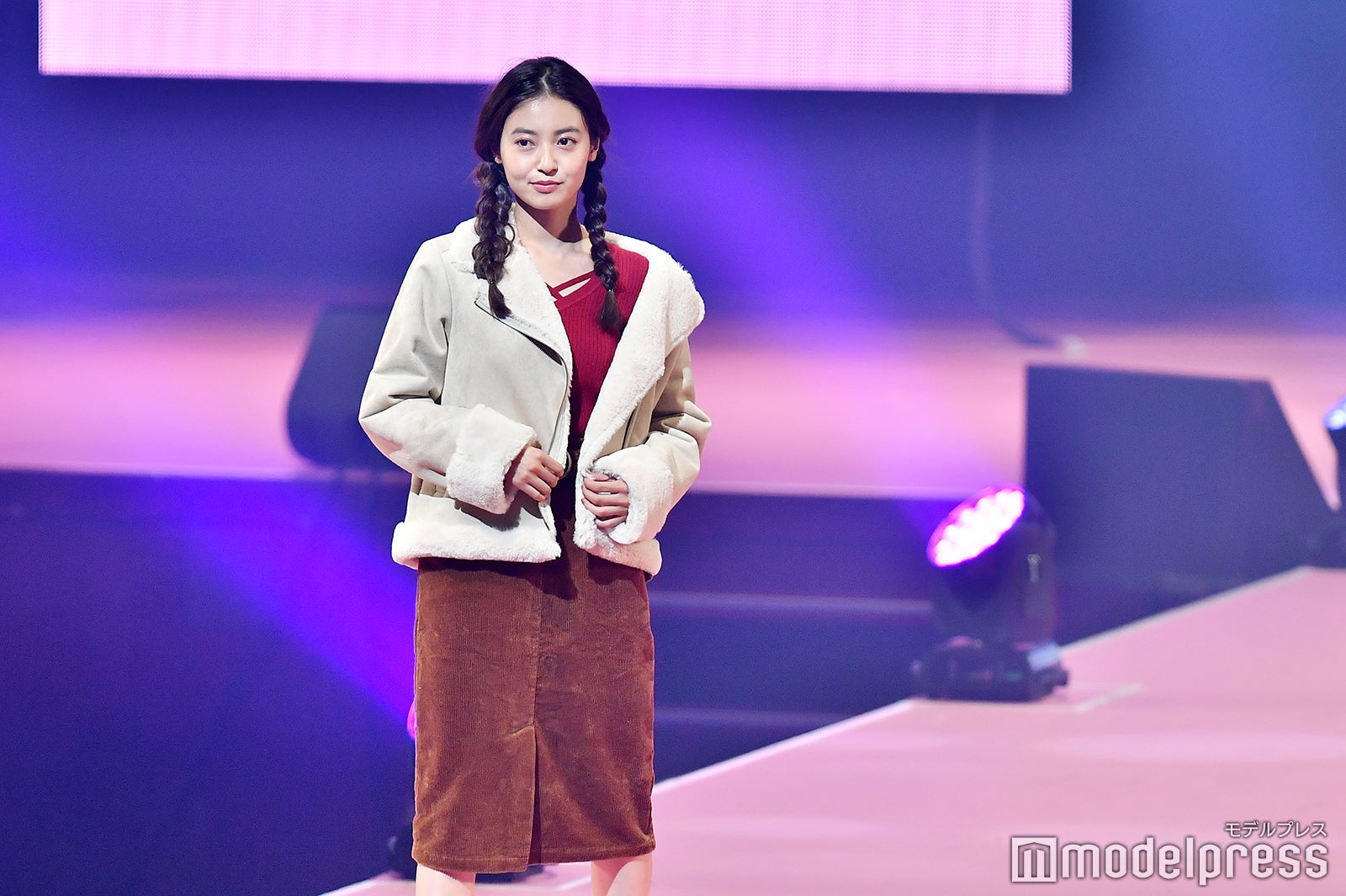 （C）モデルプレス