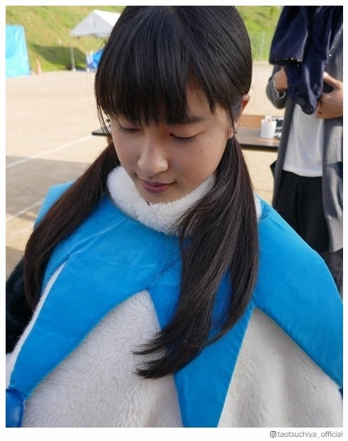 土屋太鳳、レアな寝顔ショット公開でファン悶絶「かわいすぎ」「天使」