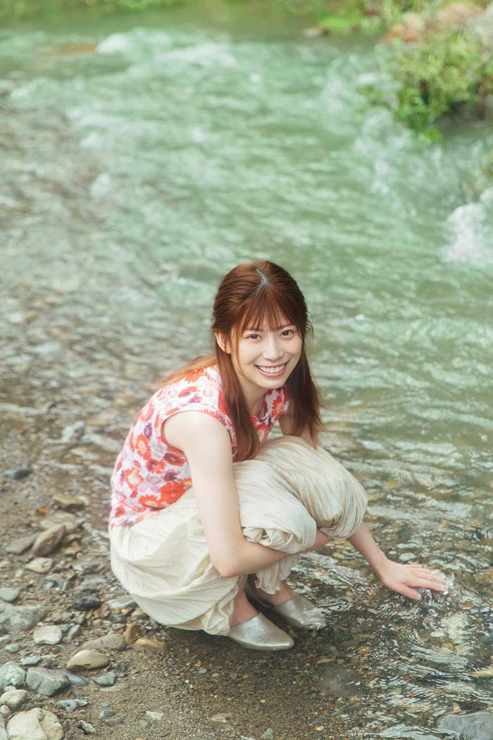 日向坂46東村芽依 艶っぽい美しさで魅了 Blt Graph 初表紙に モデルプレス 日向坂46東村芽依 艶っぽい美しさで魅了 Blt Graph 初表紙に モデルプレス