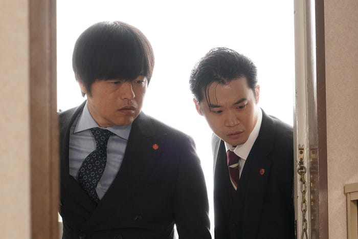 バカリズム、矢本悠馬「イップス」最終話より(C)フジテレビ