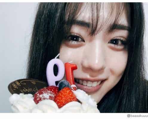 井手上漠、19歳誕生日迎え“接近”自撮りショット公開「可愛すぎ」「ドキドキ」