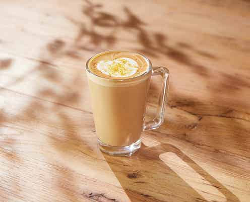 スタバ新メニュー「シトラスハーモニー ラテ」エスプレッソ×ティーラテがマッチ、ロースタリー東京3周年を記念