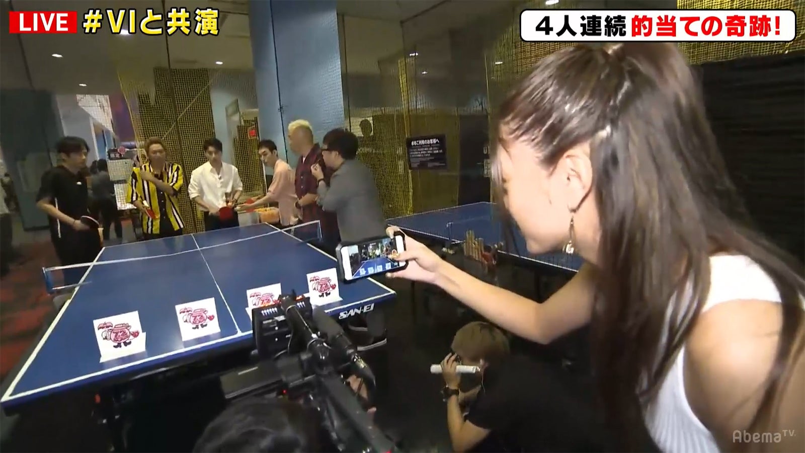 撮影するみちょぱ （C）AbemaTV