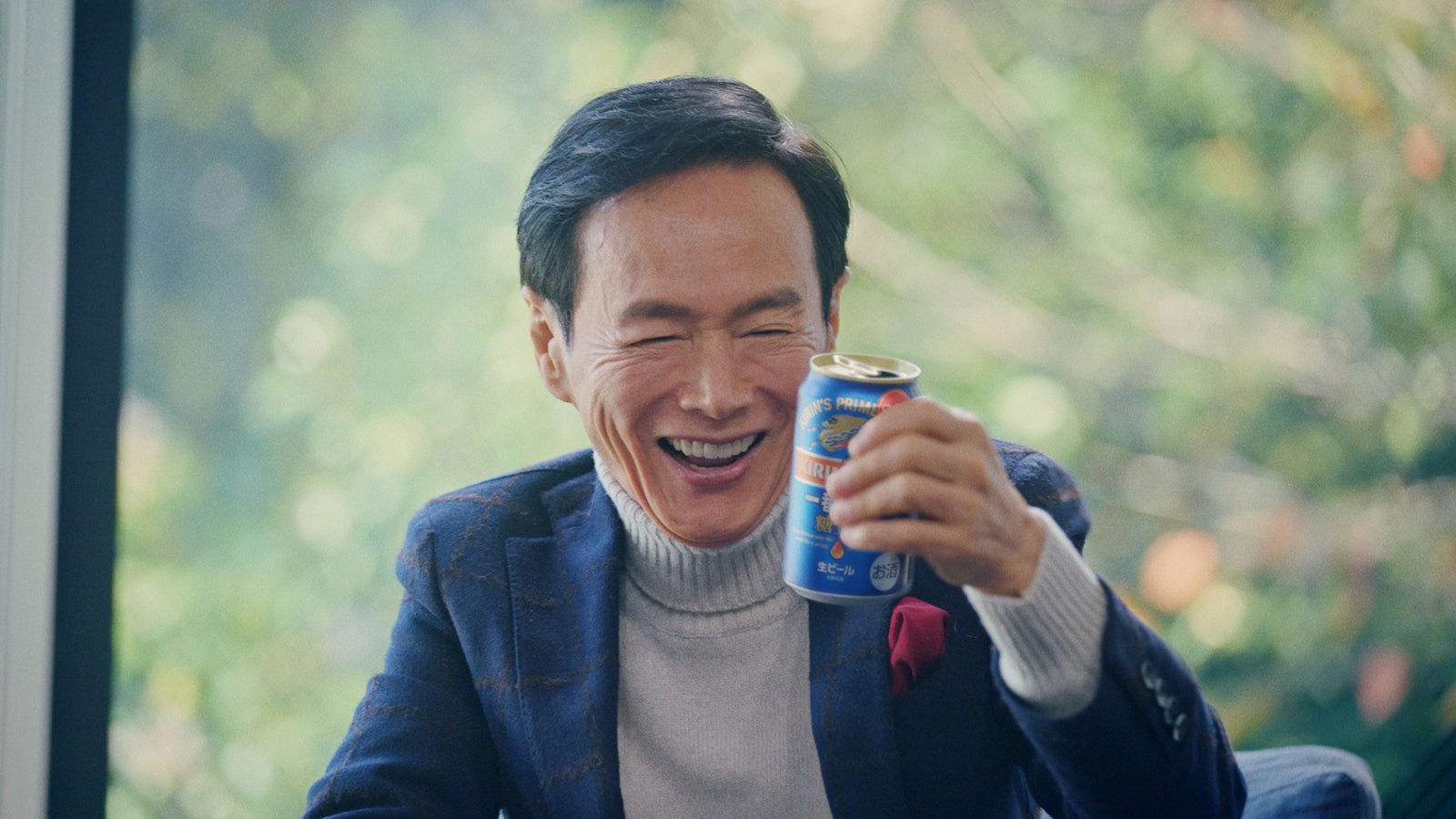 森進一／「これが私のおいしいビール 森進一＆Hiro（MY FIRST STORY）」篇より（提供写真）