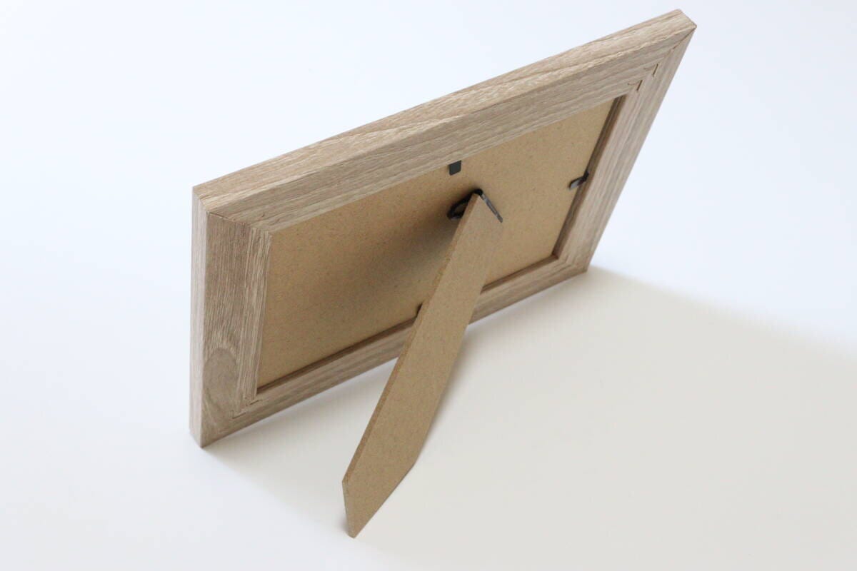 ダイソーのフレームミラー