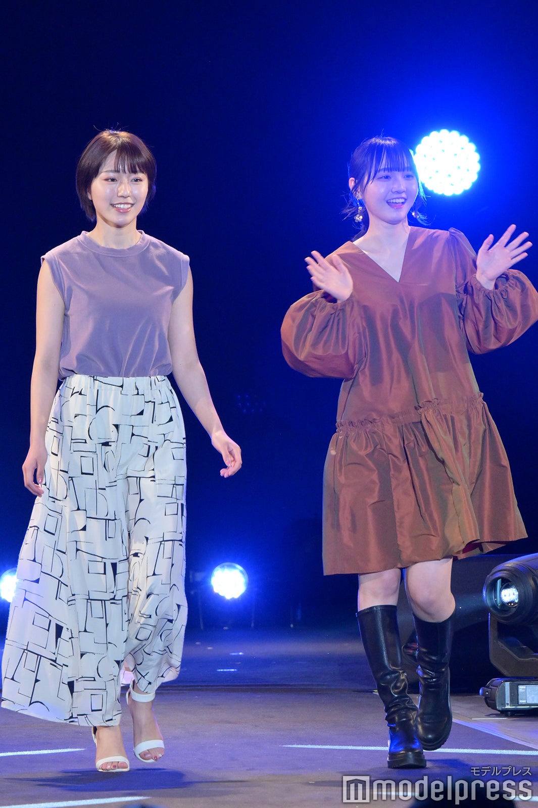井手美希、小杉怜子（C）モデルプレス