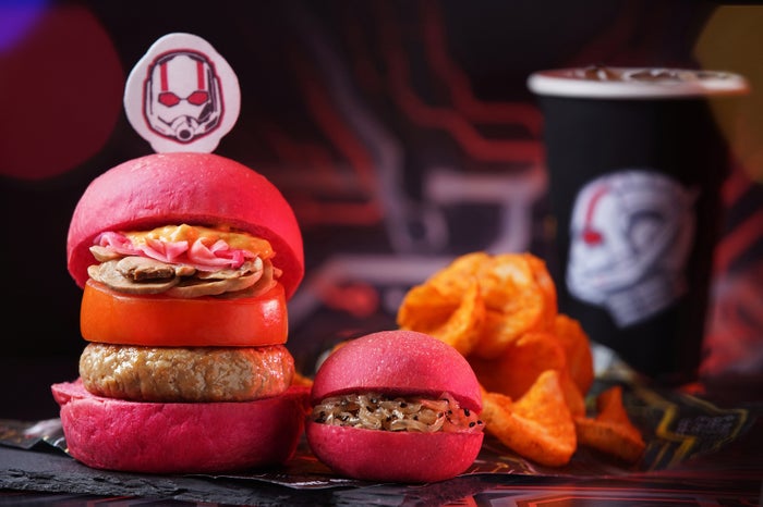 アントマンモチーフのフードメニュー（C）Disney （C）2019 MARVEL