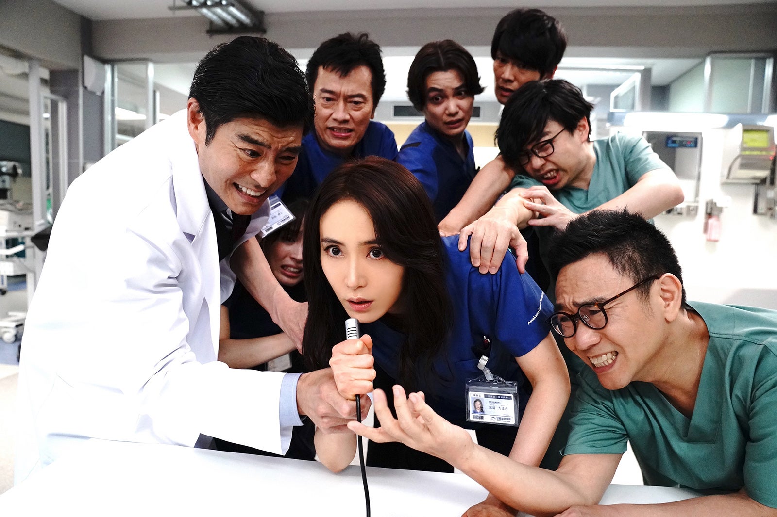 （C）2022横幕智裕・モリタイシ／集英社・映画「ラジエーションハウス」製作委員会