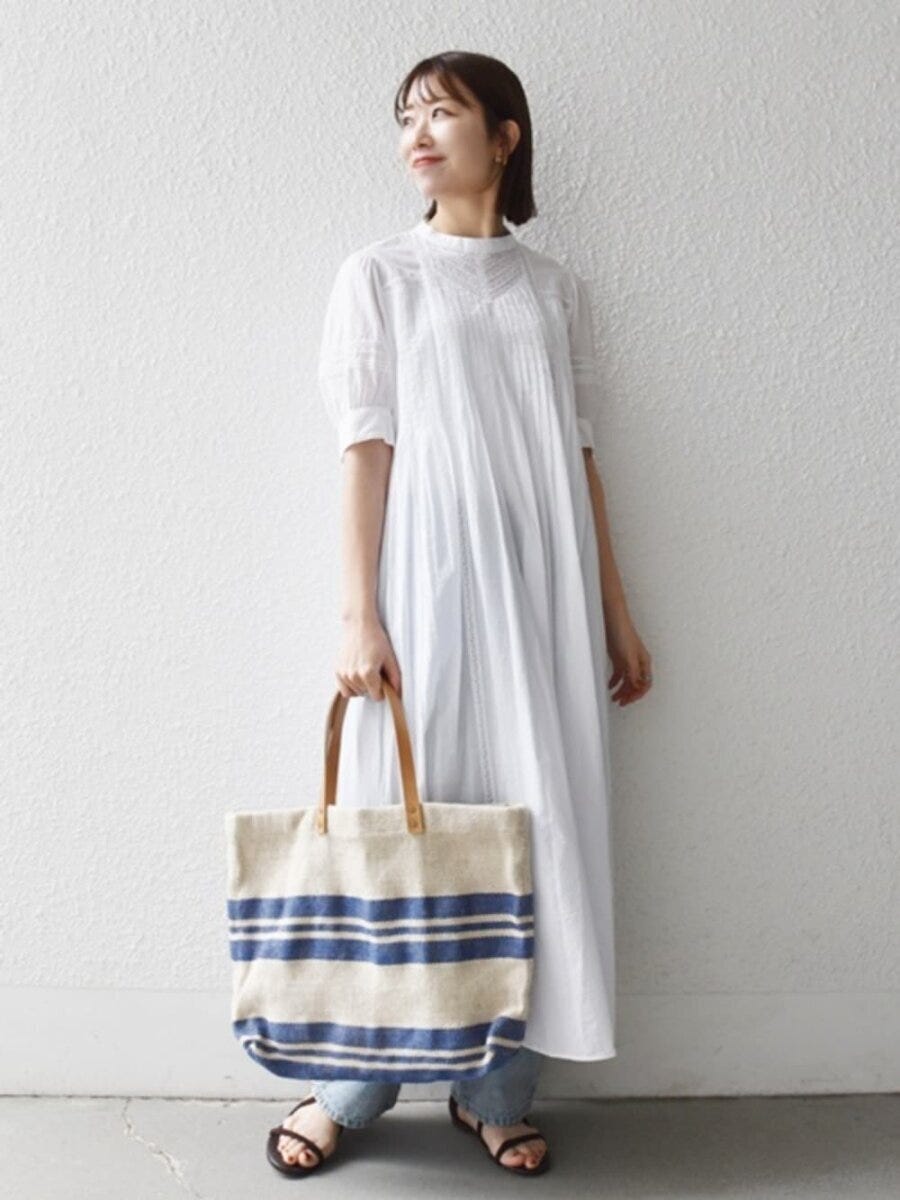 2026春大人女性おすすめ白ワンピースコーデ